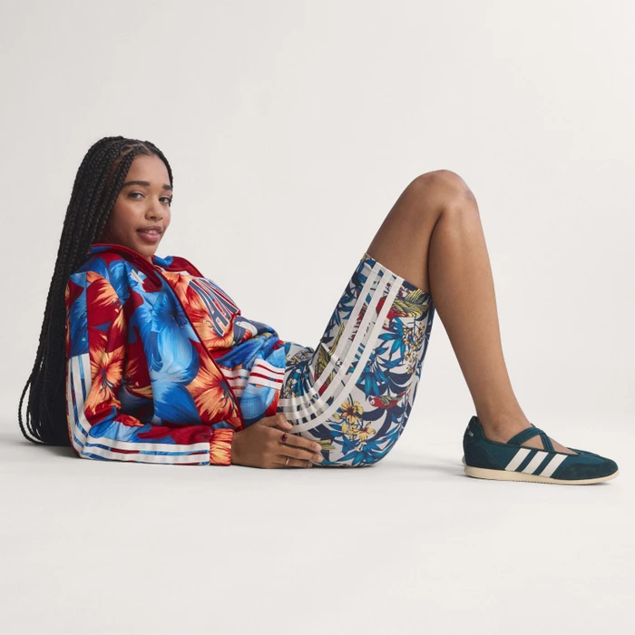 adidas x Farm Rio House of Tiro Trainingsjacke light blue/tactile red/cream white (Damen)