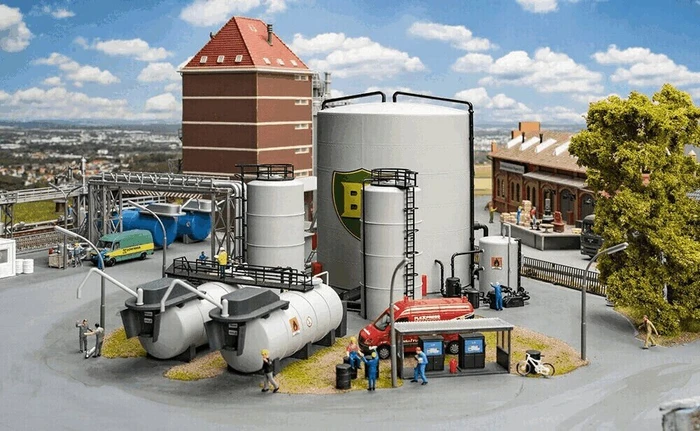 Faller Aktions-Set BP-Tankanlage 30 Jahre Eurotrain