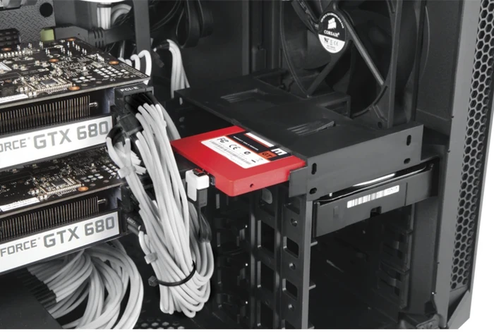 Corsair Carbide Series 200R
