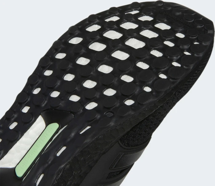 adidas Ultraboost DNA 5.0 core black/beam green (Herren)
