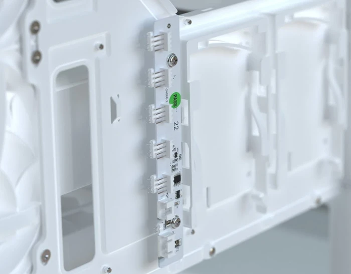 AeroCool D502A White, Glasfenster