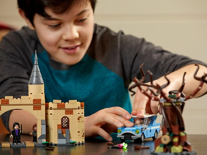 LEGO Harry Potter - Die Peitschende Weide von Hogwarts