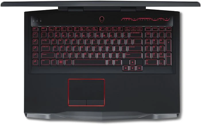 Dell Alienware M18x, Core i7-3820QM, 16GB RAM, 256GB SSD, 1TB HDD, 2x GeForce GTX 675M, DE