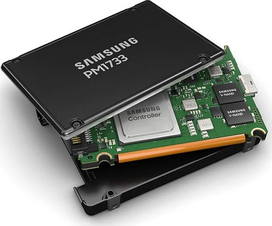 Samsung OEM Enterprise SSD PM1733 15.36TB, 2.5" / U.2 / PCIe 4.0 x4