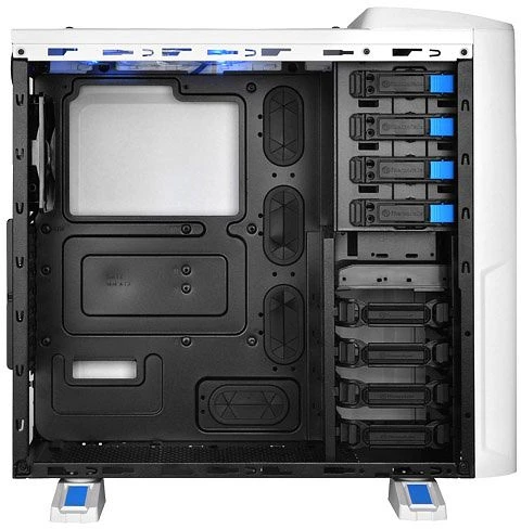 Thermaltake Chaser A41 Snow Edition, Acrylfenster