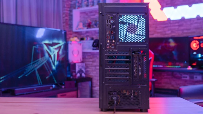 AeroCool Cronus, Glasfenster
