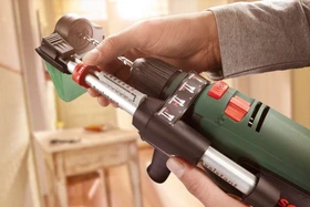 Bosch DIY UniversalImpact 700 Elektro-Schlagbohrmaschine inkl. Koffer
