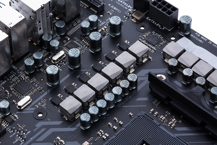 ASUS ROG Crosshair VI Hero (AMD AM4)