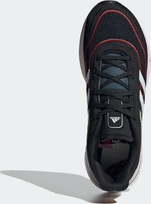 adidas Supernova core black/cloud white/vivid red (Damen)