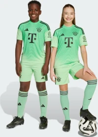 adidas FC Bayern München 2025/2026 Ausweichshorts glomin (Junior)