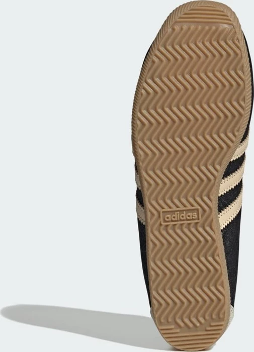 adidas Japan core black/sand strata/gum