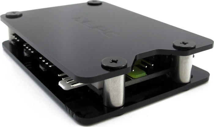 XSPC 8 Way PWM Splitter Hub schwarz, Lüfterverteiler 8-fach