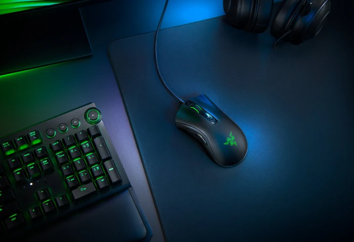 Razer DeathAdder V2, USB