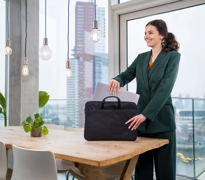 Trust Bologna Laptop Tasche 16" schwarz