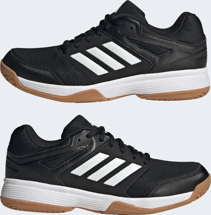 adidas Speedcourt core black/cloud white/gum (Damen)