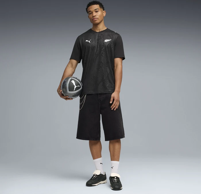 Puma FIFA WM 2026 Neuseeland Heimtrikot kurzarm puma black/puma silver (Herren)