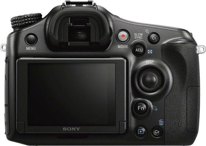 Sony Alpha 68 mit Objektiv Fremdhersteller