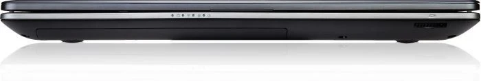 Samsung 350V5C, Core i5-3210M, 8GB RAM, 750GB HDD, Radeon HD 7670M, DE
