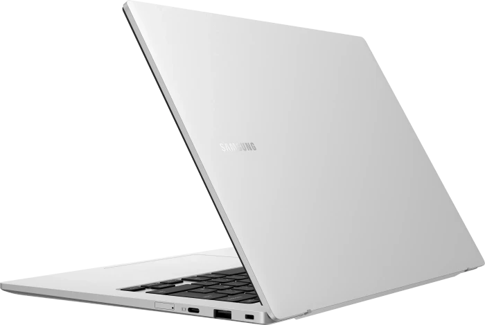 Samsung Galaxy Book2 Go, Snapdragon 7c+ Gen 3, 4GB RAM, 128GB Flash, UK