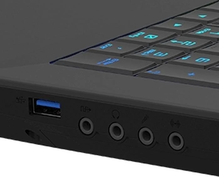 Schenker XMG U706-7IM, Core i7-6700K, 16GB RAM, 250GB SSD, 1TB HDD, GeForce GTX 980M, DE