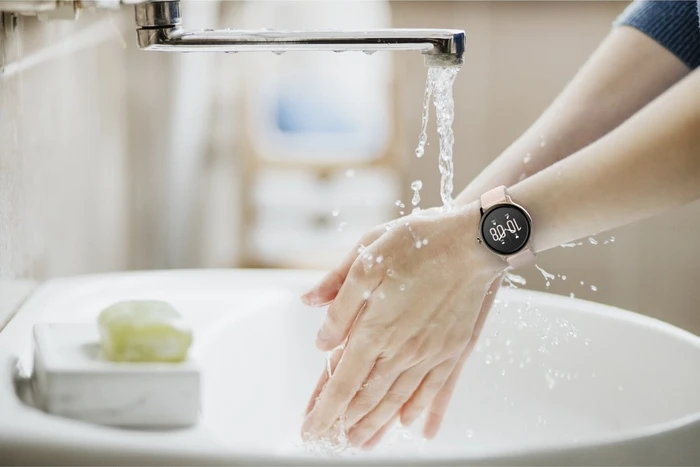 Hama Smartwatch Fit Watch 4910 rosa