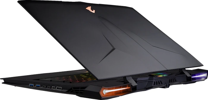 GIGABYTE Aourus X9 DT, Core i9-8950HK, 32GB RAM, 1TB SSD, 1TB HDD, GeForce GTX 1080, DE