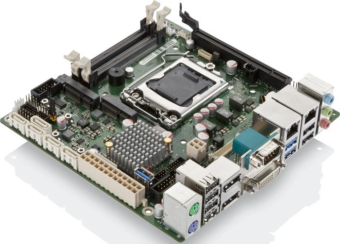Fujitsu D3243-S (Intel 1150)
