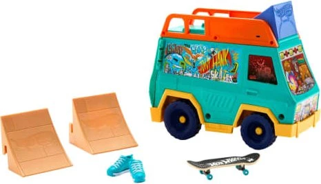 Mattel Hot Wheels Skate Tony Hawk Skatervan