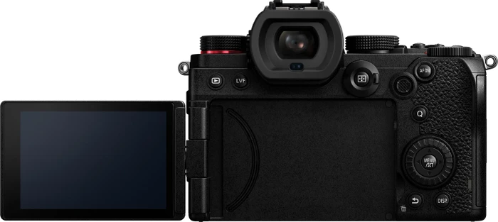 Panasonic Lumix DC-S5D mit Objektiv Lumix S 18-40mm 4.5-6.3