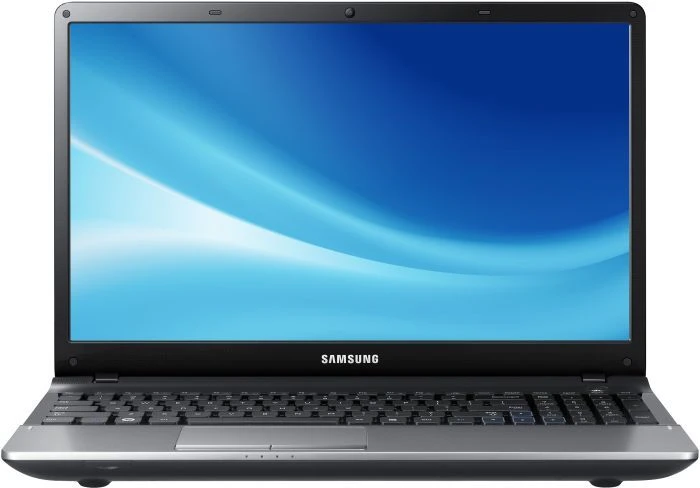 Samsung 300E5A, Core i5-2450M, 8GB RAM, 750GB HDD, GeForce GT 520MX, DE