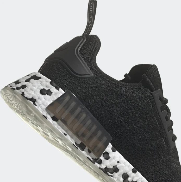 adidas NMD_R1 core black/cloud white (Herren)