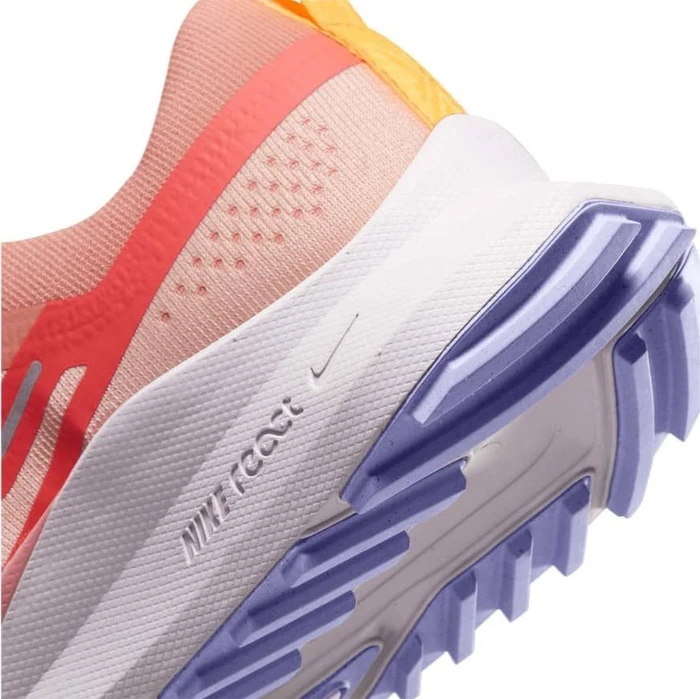 Nike React Pegasus Trail 4 arctic orange/light madder root/purple pulse/magic ember (Damen)