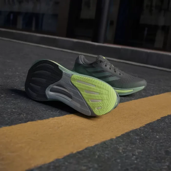 adidas Supernova Rise core black/preloved green/lucid lemon (Herren)