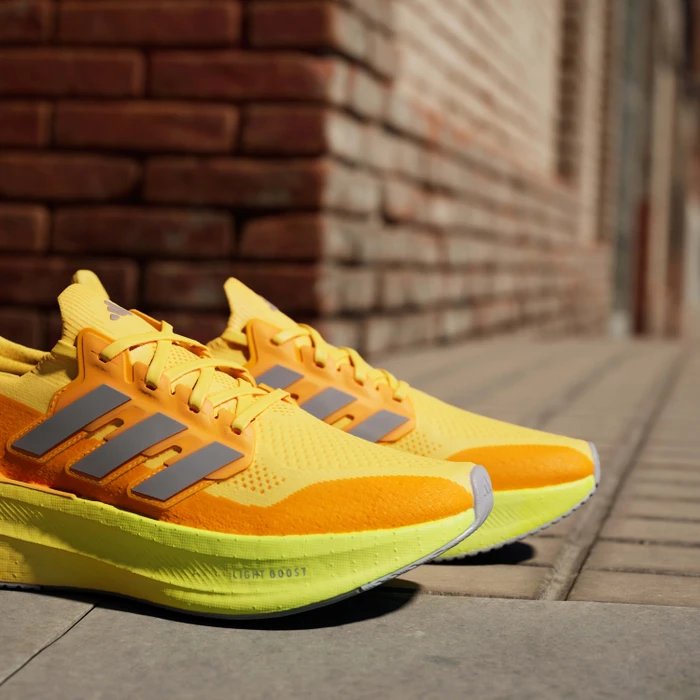 adidas Ultraboost 5 spark/halo silver/lucid lemon