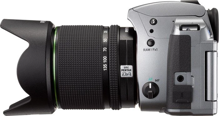 Pentax K-70 silber mit Objektiv smc DA 18-135mm 3.5-5.6 ED AL IF DC WR