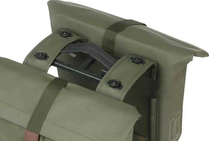 Basil City Doppeltasche MIK Gepäcktasche moss green