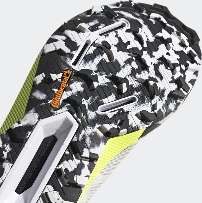 adidas Terrex Agravic Ultra core black/solar yellow/crystal white (Damen)