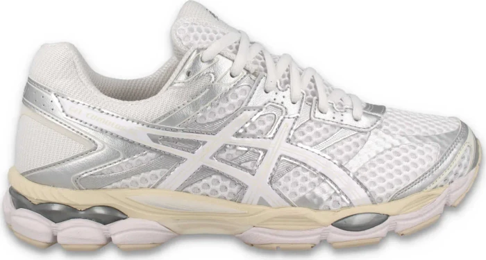 Asics Gel-Cumulus 16 weiß