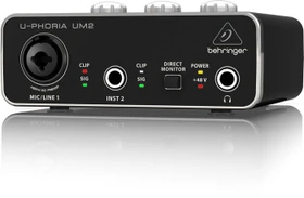 Behringer U-Phoria UM2
