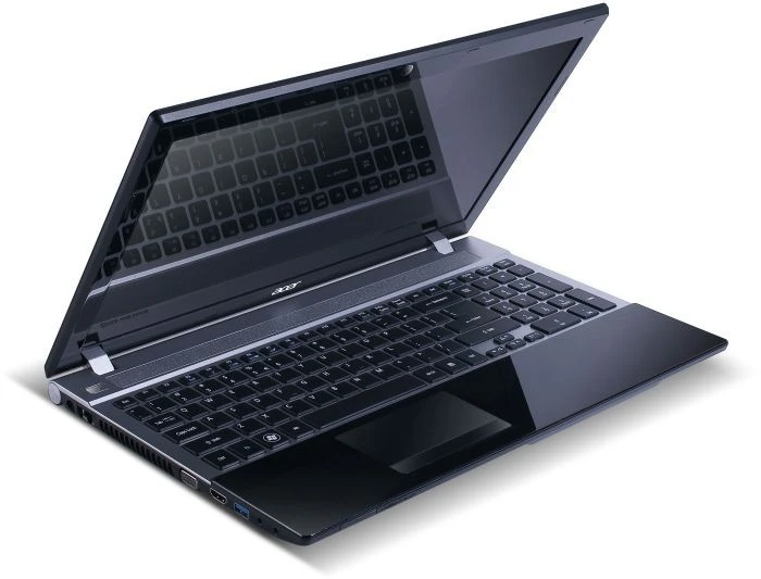 Acer Aspire V3-551G-84508G1TMaii, A8-4500M, 8GB RAM, 1TB HDD, Radeon HD 7670M, DE