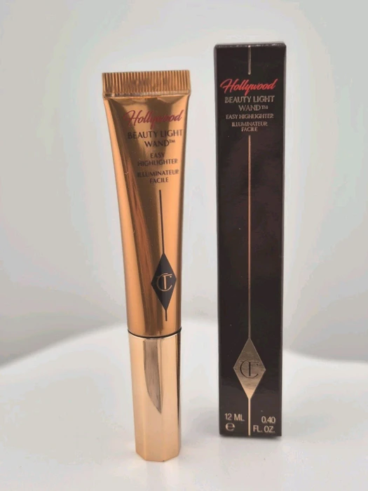 Charlotte Tilbury Hollywood Beauty Light Wand Highlighter spotlight, 12ml