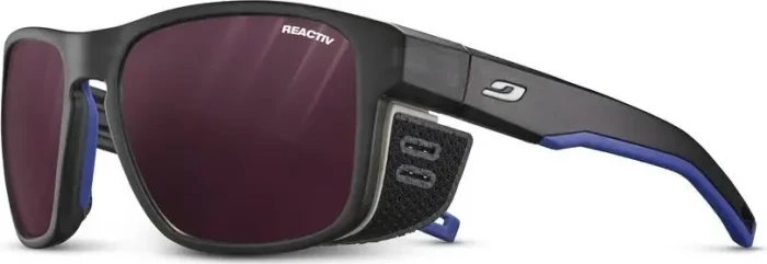 Julbo Shield M durchscheinend matt schwarz-blau-weiß/reactiv 0-4 high contrast