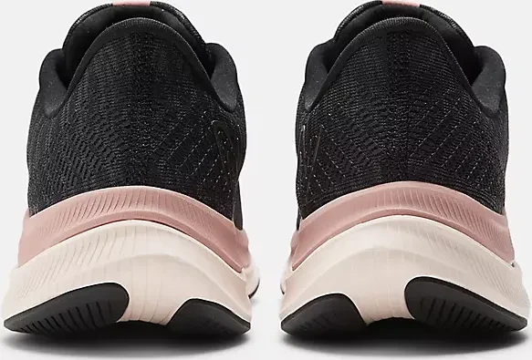 New Balance FuelCell Propel v4 black/quartz pink/pink moon (Damen)