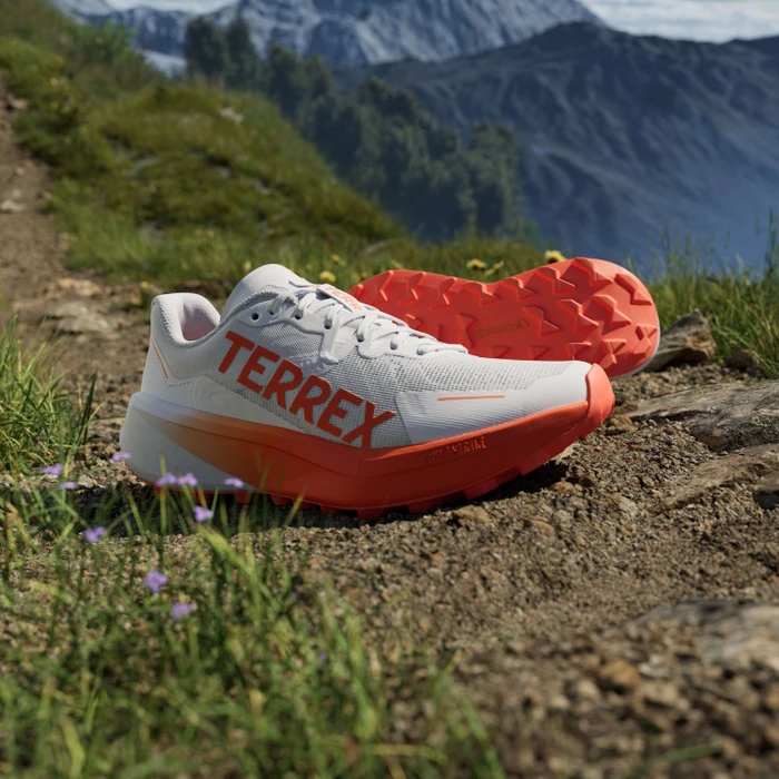 adidas Terrex Agravic 3 cloud white/semi impact orange/dash grey (Damen)