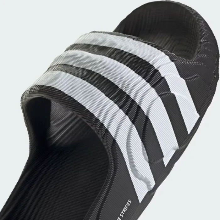 adidas Adilette 22 core black/cloud white