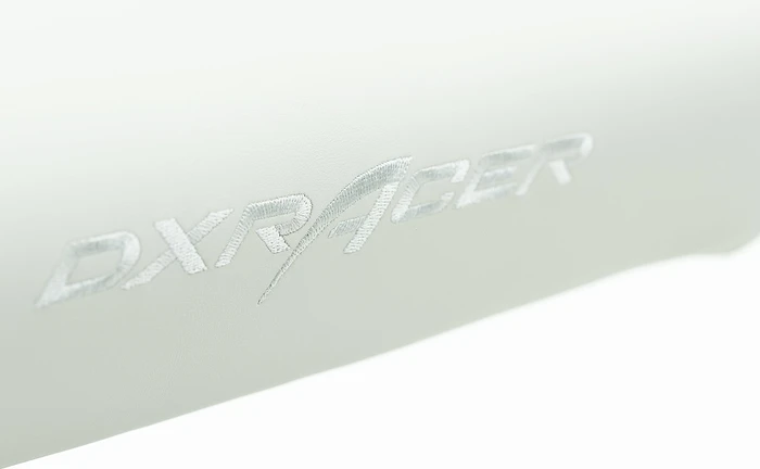 DXRacer Master Racer Gamingstuhl, weiß