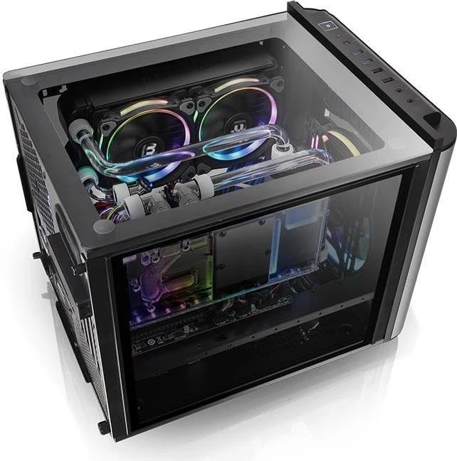 Thermaltake Level 20 VT, Glasfenster