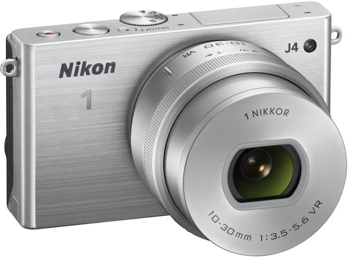 Nikon 1 J4 silber mit Objektiv 1 NIKKOR 10-30mm 3.5-5.6 PD-Zoom VR und 1 NIKKOR 30-110mm 3.8-5.6 VR