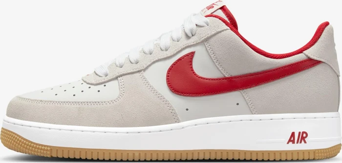 Nike Air Force 1 '07 LV8 summit white/white/gum yellow/varsity red (Herren)