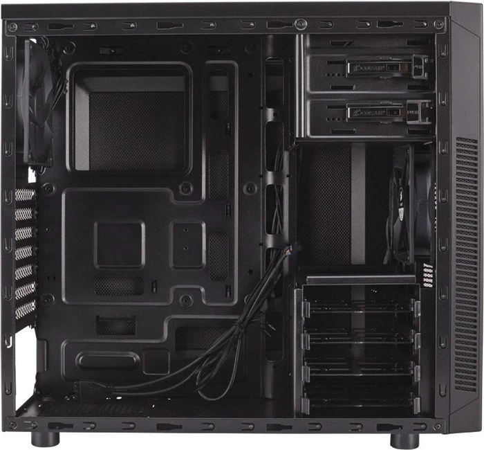Corsair Carbide Series 100R Silent Edition, schallgedämmt
